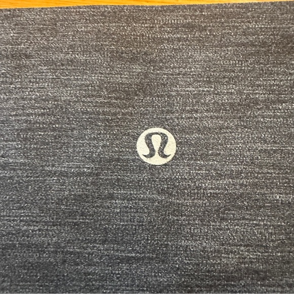 Lululemon legging size 2 gray ankle length - Picture 4 of 8